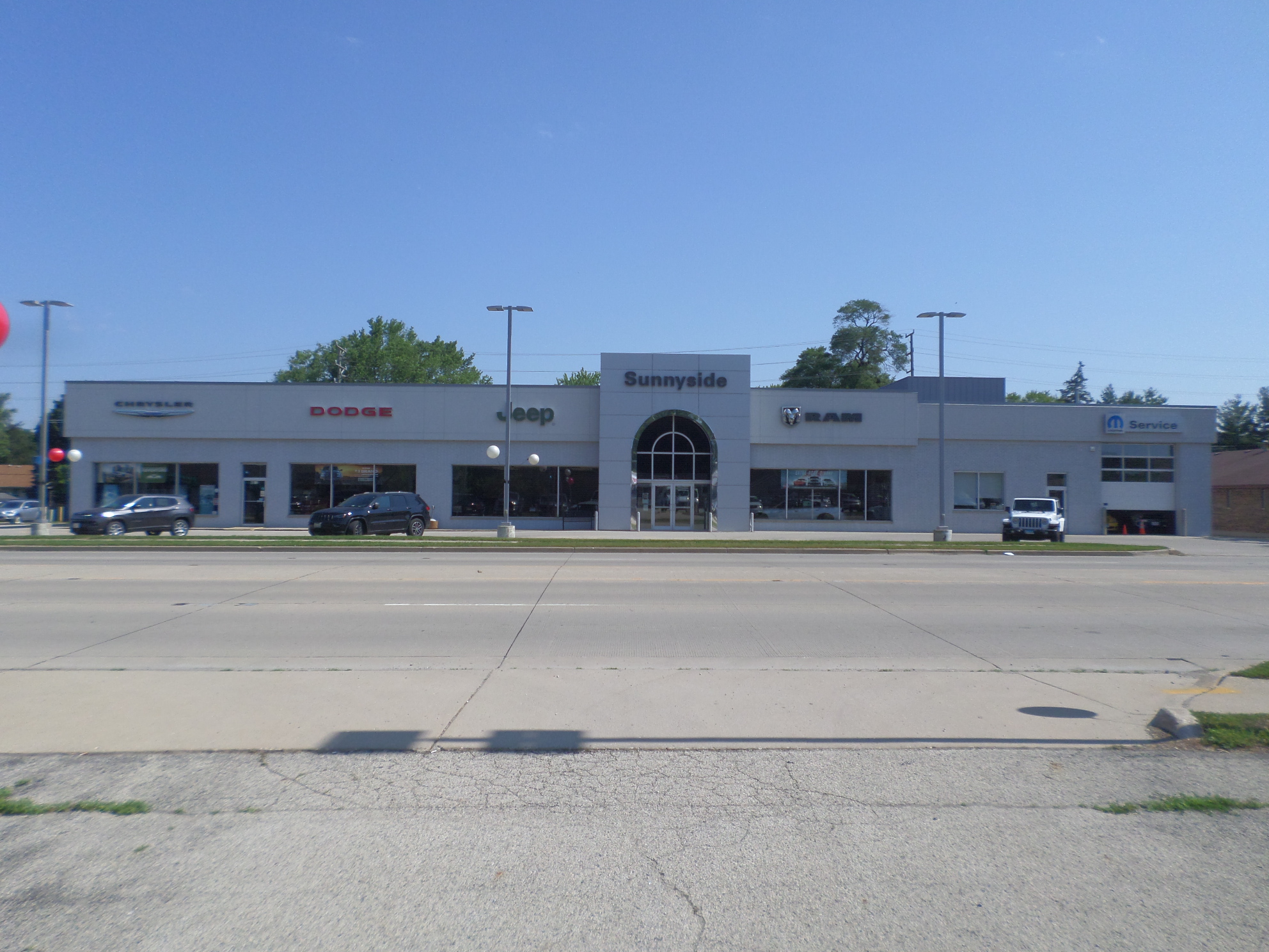 Sunnyside Chrysler Dodge Jeep RAM McHenry, IL